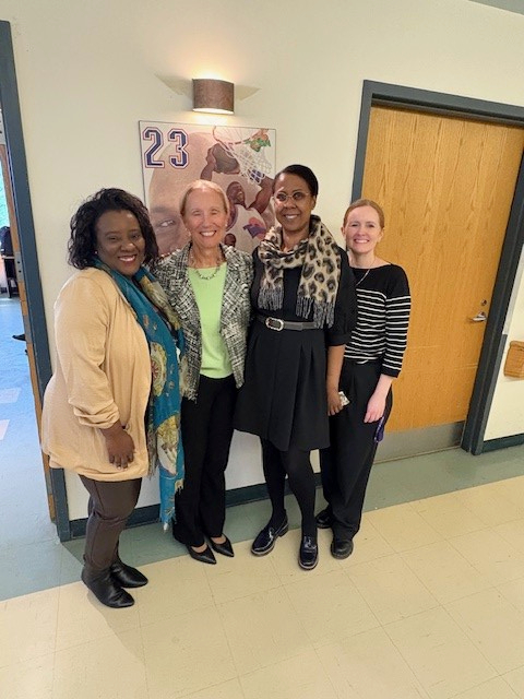 Nancy Plaisir, Rosemarie, Judith Morlese (Infirmière gestionnaire) et Jenny Gaboury (Infirmière en pratique avancée)