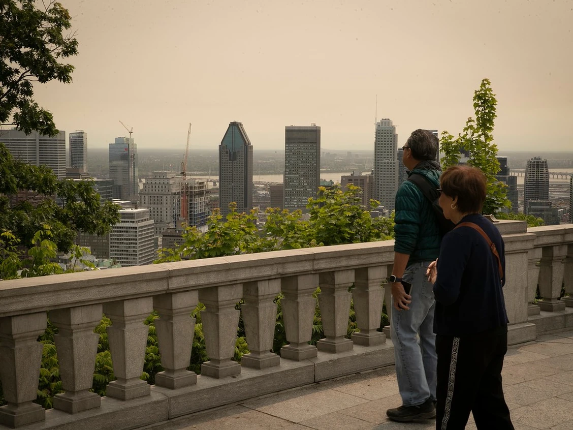 Montréal épargnée par le smog des incendies de forêt - pour l'instant