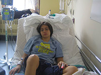 Les crises de douleur associées à l'anémie falciforme peuvent parfois nécessiter une hospitalisation. En 2008, Joanna a dû passer quelques jours à l’Hôpital de Montréal pour enfants.