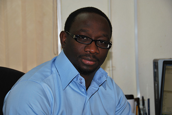 Dr. Toyin Togun, gestionnaire du projet