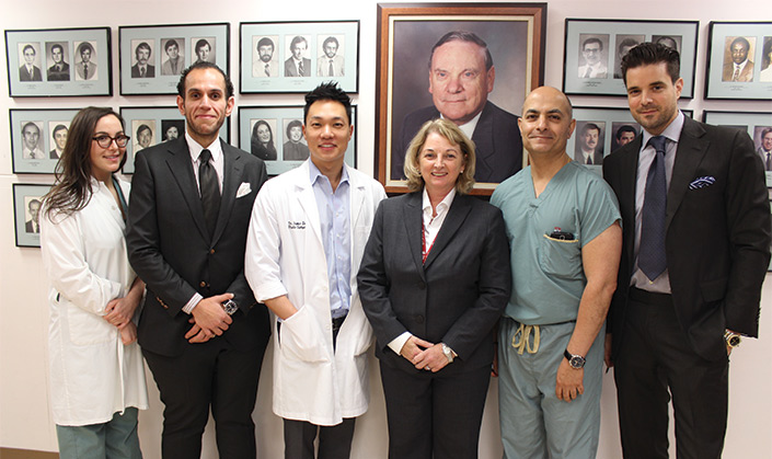 The MUHC Plastic Surgery team. From left to right: Dr. Sabrina Cugno, Dr. Omar Fouda Neel, Dr. James Lee, Dr. Lucie Lessard, Dr. Teanoosh Zadeh and Dr. Mirko Gilardino.