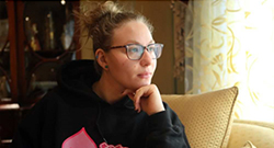 Pour une jeune survivante du cancer du sein, l’avenir s’annonce florissant et radieux