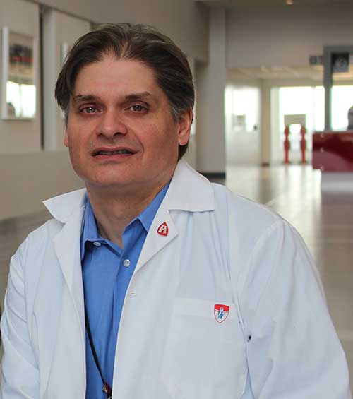 Dr George Zogopoulos, chirurgien et chercheur au CUSM
