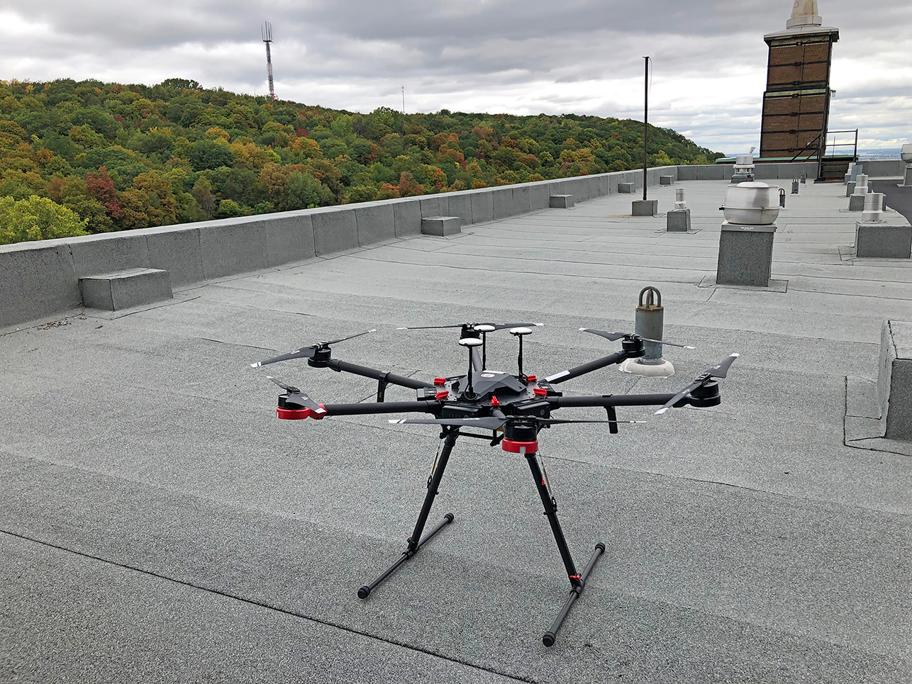 Drone delivers simulated blood products to rooftop of the Montreal General Hospital