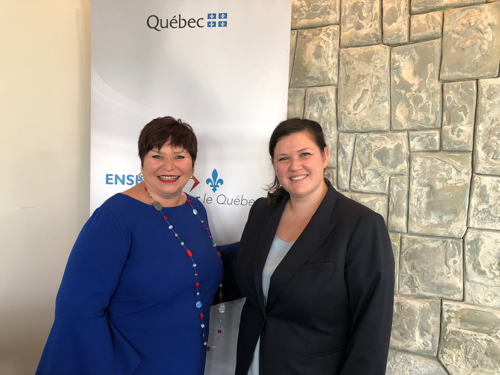 Patricia Lefebvre, Directrice de la Qualité, de la Gestion des risques et de la Performance au CUSM, et la Dre Krista Goulding au lancement du nouveau Réseau du Sarcome du Québec à l’Hôpital Maisonneuve-Rosemont.